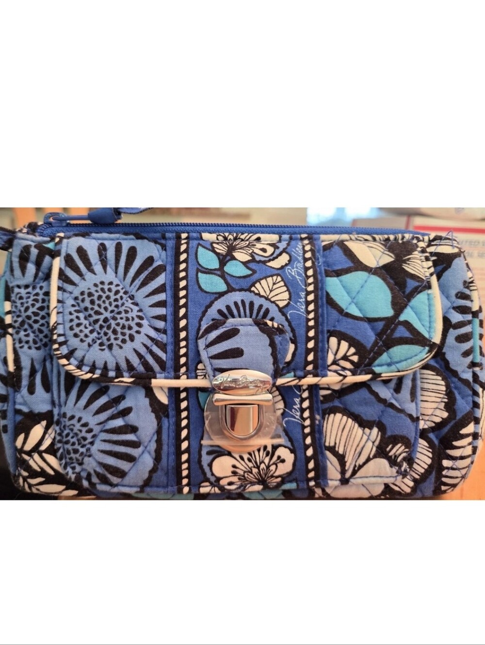 VERA BRADLEY NEW NWOT Blue Boyou Push Lock NO Wristlet Strap Wallet Clutch